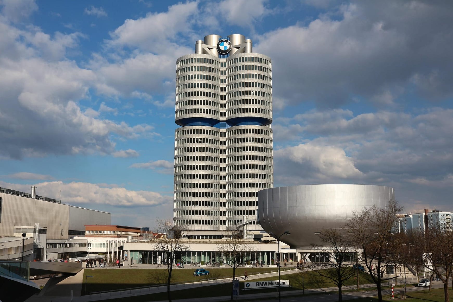 leilaschmidt-bmw-museum-825571_1920 BMW